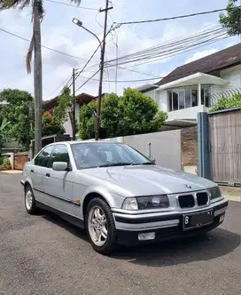 BMW 323i E36 Tahun 1997