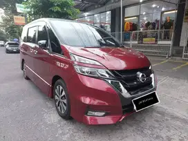 Nissan Serena HWS AT 2019 Two Tone Low KM