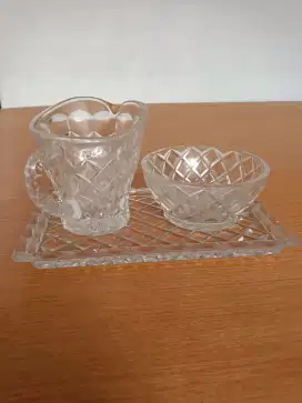 Vintage cream and sugar set.