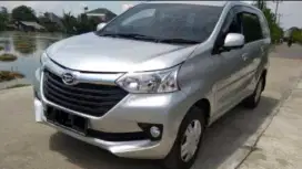 Grand Xenia R 2016 MT
