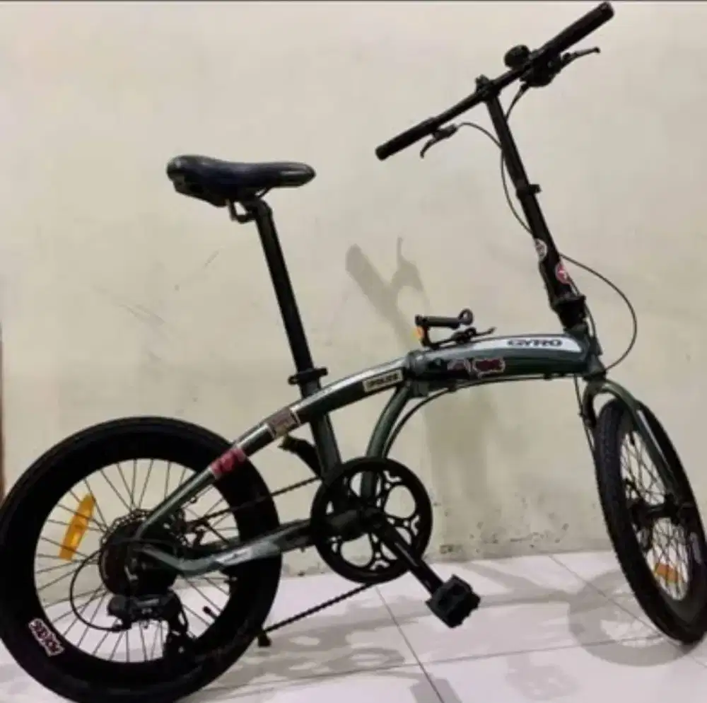 Sepeda Lipat Folding Bike 20 Rubick Gyro 8 Speed Discbrake Hijau