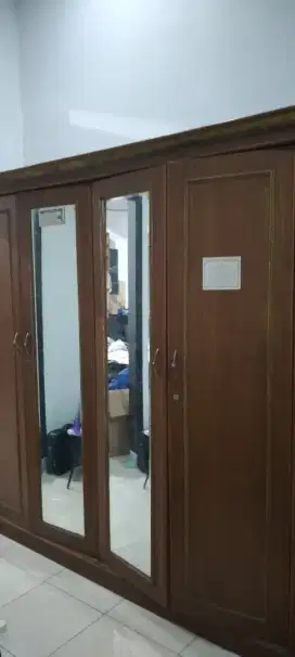 Lemari Baju 2 Pintu Kayu Solid