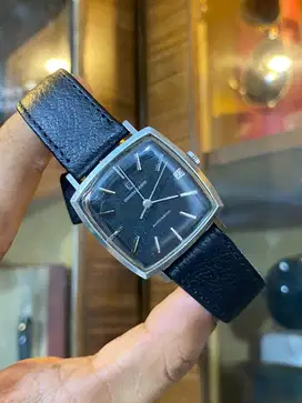 Jam tangan Universal original swiss