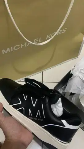 sepatu michael kors