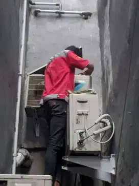 Jasa service AC dan bongkar pasang AC, kulkas, mesin cuci, pompa air