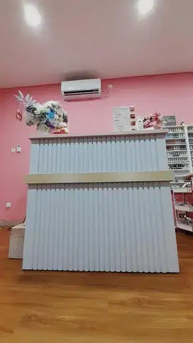 Meja receptionist like new