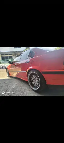 BMW 320i Istimewa