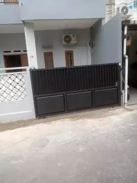 Pagar dorong minimalis