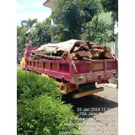 Buang puing proyek di jakarta selatan 4