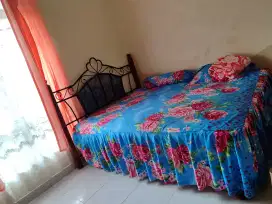 Kasur  bagian atas saja 160  x 200 cm