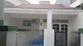 Dijual rumah akses 1mobil lokasi tebet barat