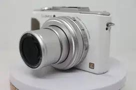 Lumix LX7 LENSA LEICA ZOOM 4x