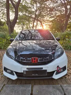 Honda Brio Satya E MT ( Manual ) 2014
Kilometer Rendah