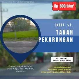 Tanah pekarangan pinggir jalan bagi Madiun