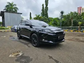 Toyota Harrier 2.0 Adv 2014 lowkm