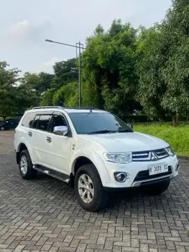 PAJERO DAKAR 4X2 MATIC SOLAR 2013/2014