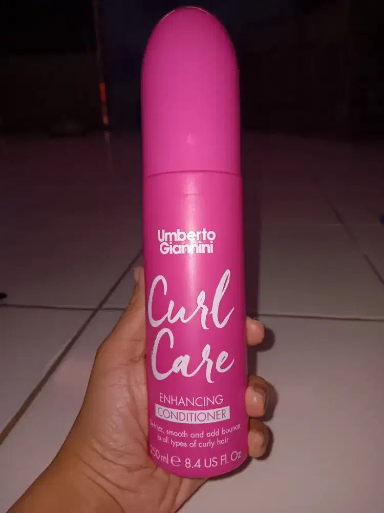 BOOTS UMBERTO GIANNINI CURL CARE ENHANCING CONDITIONER 250ML DE-FRIZZ