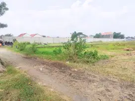 tanah pekarangan dekat jalan lawu lingkungan perumahan di sapen