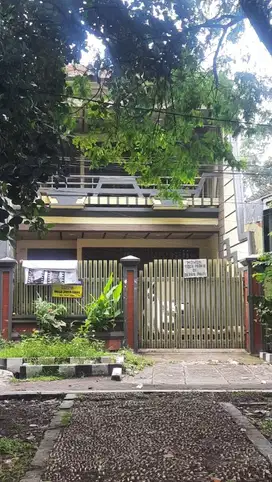 SEWA RUMAH POROS MALANG ISTIMEWA