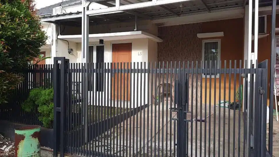 Jual rumah dekat stasiun cilebut