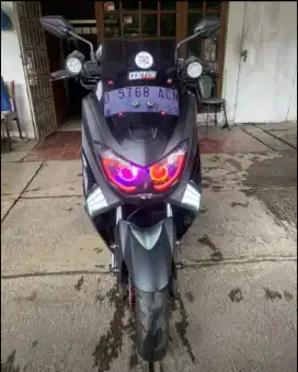 Yamaha Nmax old 2019