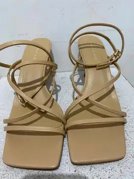 CHARLES & KEITH uk 40