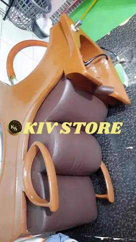 kursi keramas coklat jok gelombang