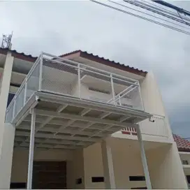 Mezanine outdoor dan indoor