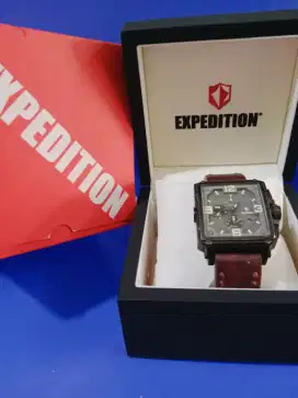 Jam tangan pria expedition