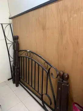 Dipan Kasur 160x200cm Premium