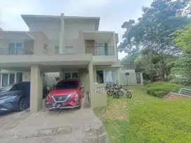 Dijual Rugi Rumah 2 Lantai Orchard Park Posisi Hook  Dekat Top 100