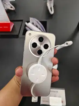 Cicilan handphone oppo find X8