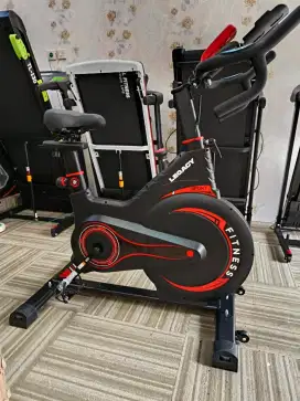 Sepeda Statis Alat fitnes Orbitrek spinning bike comersial