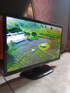 Tv LG 22 inci tv nya bagus seperti di gambar