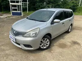 Nissan Grand livina 1.5 SV Facelift Bensin-MT 2013 Silver WXV