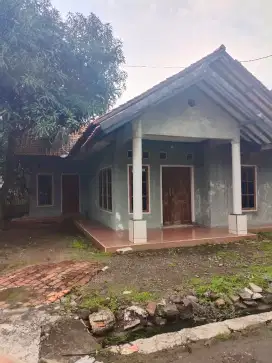 Jual cepat rumah letak stategis, harga nego sampe deal..