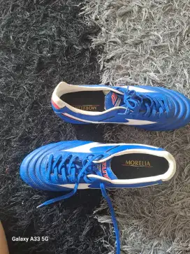 Sepatu bola mizuno ori size 41