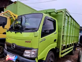 Hino Dutro 136HDX Bak Tinggi Fullors  Bio Solar Turbo km 20rb