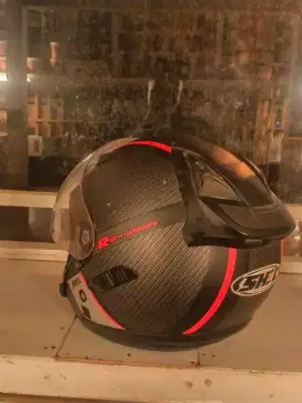 Di jual cepat helm bekas rasa baru