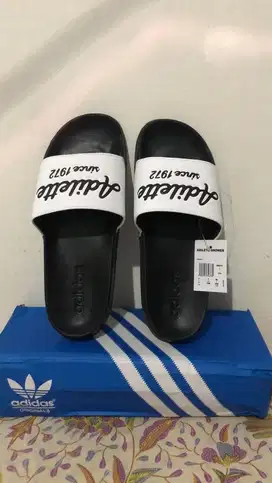 Adidas Adilette Ukuran 40