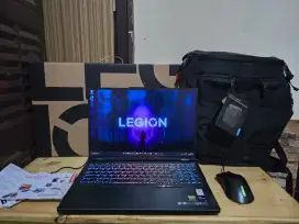 Lenovo Legion Pro 5 240hz i9 13900HX RTX4060 8gb SSD 1TB Fullset ADP