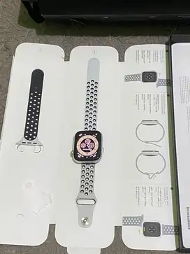 Apple Watch SE Gen 1 44mm Nike Ex IBOX