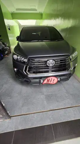 Toyota Kijang Innova VENTURER 2022 Diesel