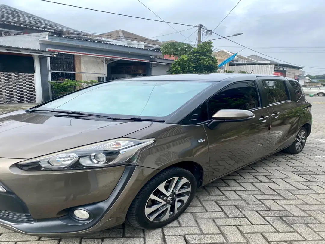 Toyota Sienta 2016 Bensin