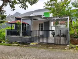 RUMAH READY GRIYA LESTARI BERINGIN NGALIYAN