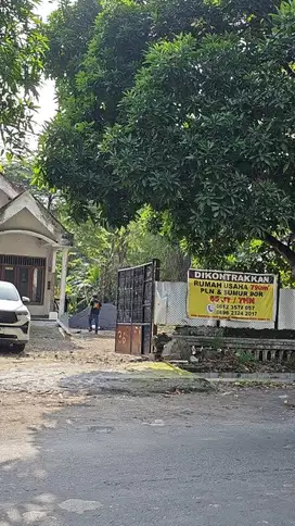 Disewakan rumah usaha Lakarsantri 0 jalan