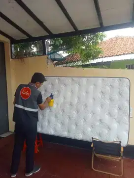 Jasa cuci  karpet vinyl kasur sofa jok mobil
