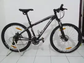 Sepeda MTB specialized hardrock