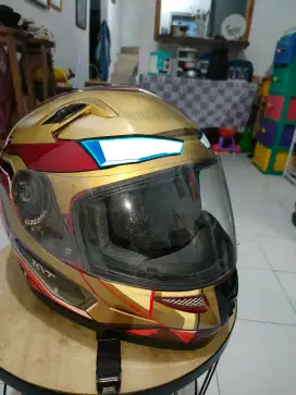 Dijual Helm Full Face Iron Man KYT