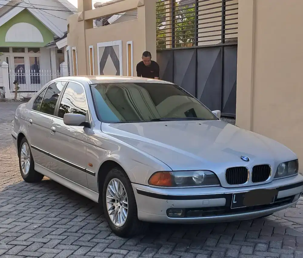BMW 528i e38 M52 1997